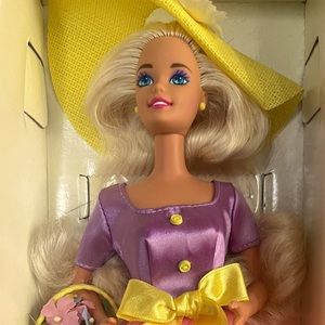 Avon spring addition barbie form 1991